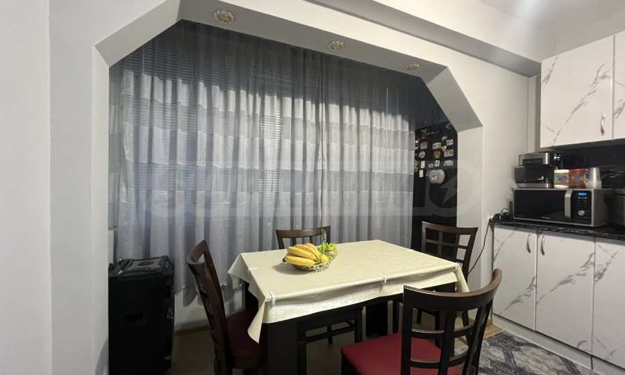 Продава 3-СТАЕН, гр. Разлог, област Благоевград, снимка 2 - Апартаменти - 52330234