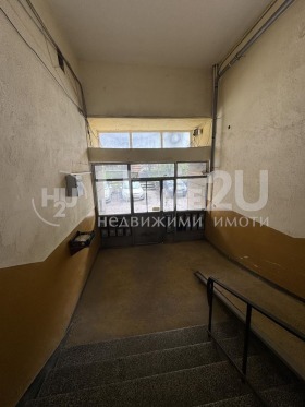 3 dormitoare Țentâr, Dobrici 15