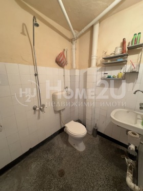 3 dormitoare Țentâr, Dobrici 10
