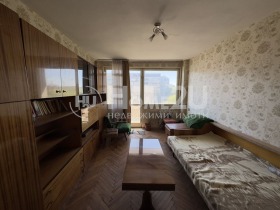 3 dormitoare Țentâr, Dobrici 5
