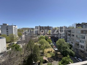 3 dormitoare Țentâr, Dobrici 1