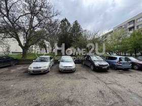 3 dormitoare Țentâr, Dobrici 13