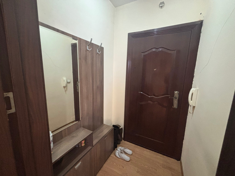 Продава  1-стаен град Пловдив , Южен , 53 кв.м | 52778078 - изображение [6]
