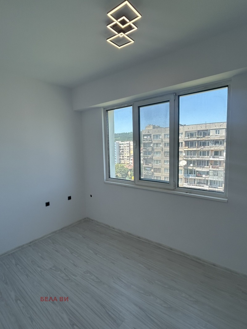 Продава  3-стаен град Перник , Мошино , 65 кв.м | 32290208 - изображение [7]