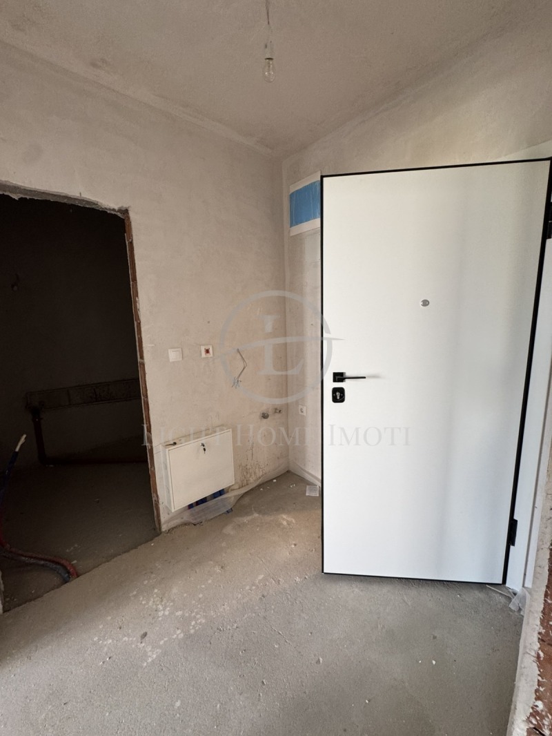 En venta  1 dormitorio Plovdiv , Trakiya , 66 metros cuadrados | 89725586 - imagen [6]