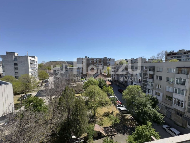 In vendita  3 camere da letto Dobrich , Tsentar , 90 mq | 71427662