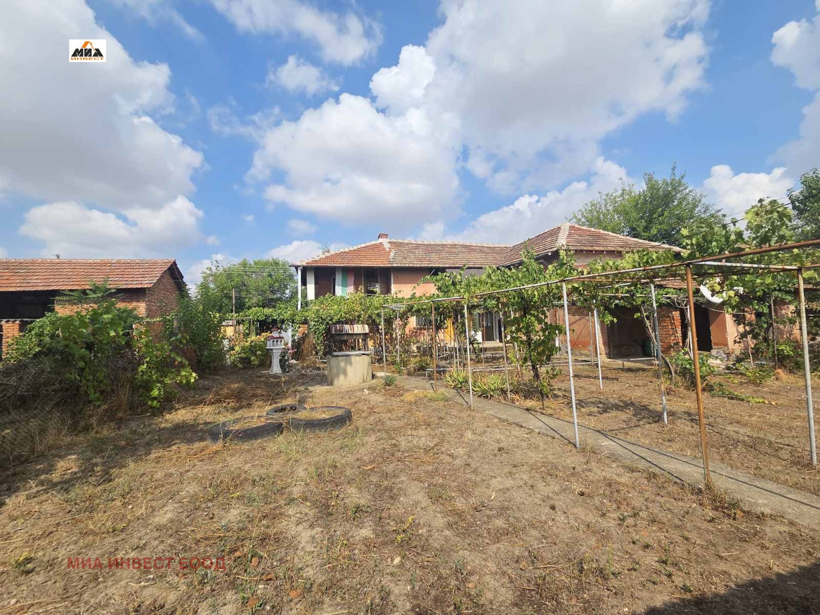 Продава КЪЩА, с. Липница, област Враца