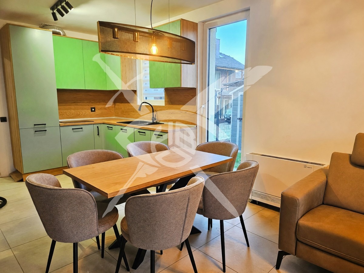 Продава КЪЩА, гр. София, Малинова долина, снимка 4 - Къщи - 55880495