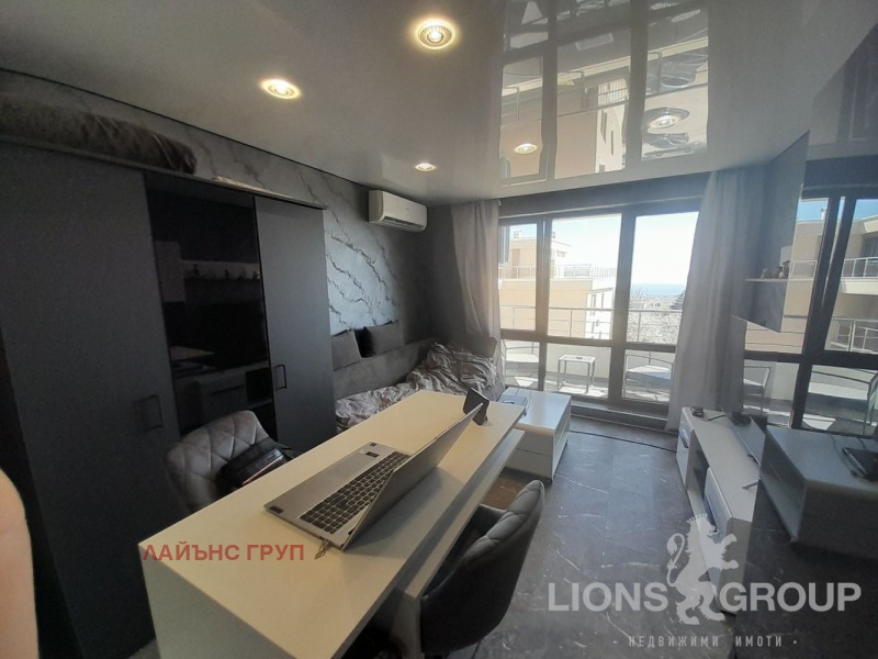 In vendita  Studio Varna , Vinitsa , 44 mq | 15764709