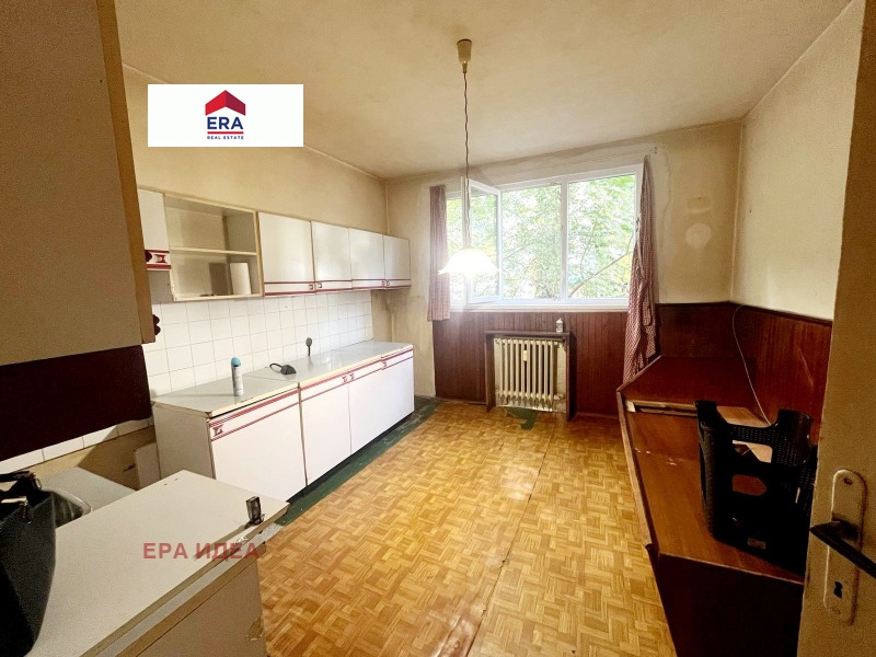 Продава 2-СТАЕН, гр. София, Оборище, снимка 1 - Aпартаменти - 47530920