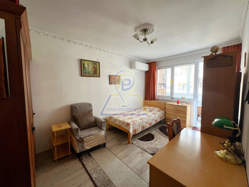 En venta  2 dormitorios Burgas , Vazrazhdane , 93 metros cuadrados | 82482479 - imagen [11]