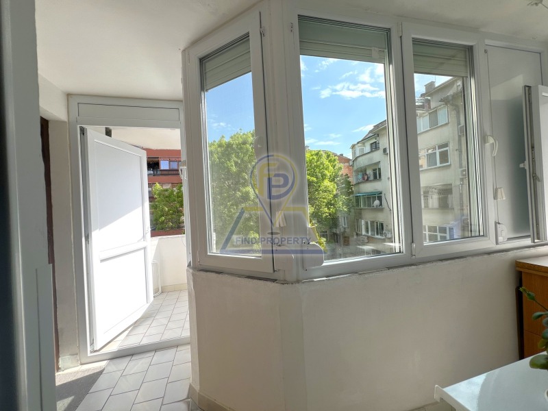En venta  2 dormitorios Burgas , Vazrazhdane , 93 metros cuadrados | 82482479 - imagen [4]
