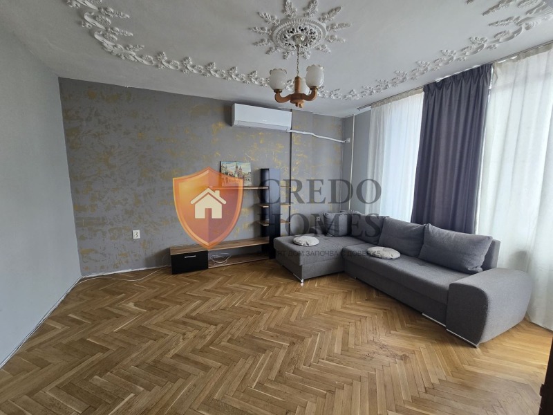 Продава 3-СТАЕН, гр. Велико Търново, Колю Фичето, снимка 2 - Апартаменти - 53371284