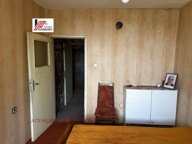 Продава  4-стаен град Кърджали , Център , 100 кв.м | 42398345 - изображение [7]