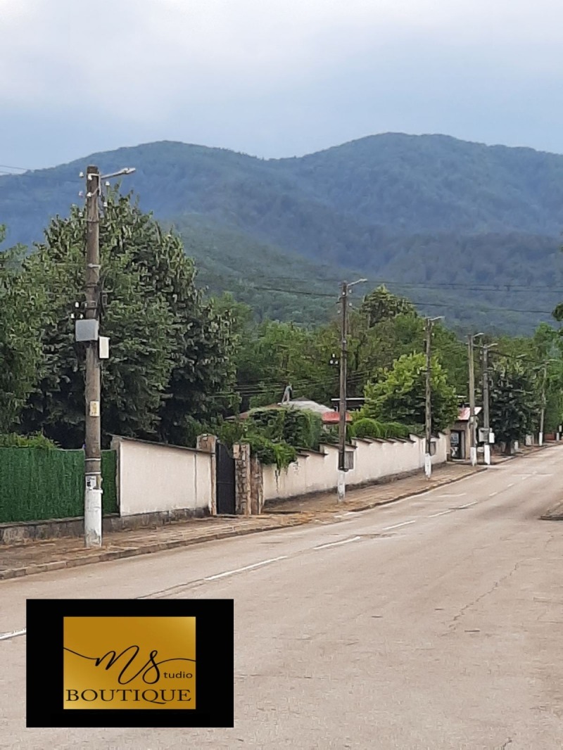 De vânzare  Casa regiunea Sofia , Praveț , 209 mp | 99291973