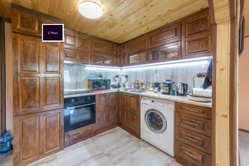 Продава КЪЩА, гр. Варна, м-т Горна Трака, снимка 2 - Къщи - 52348465