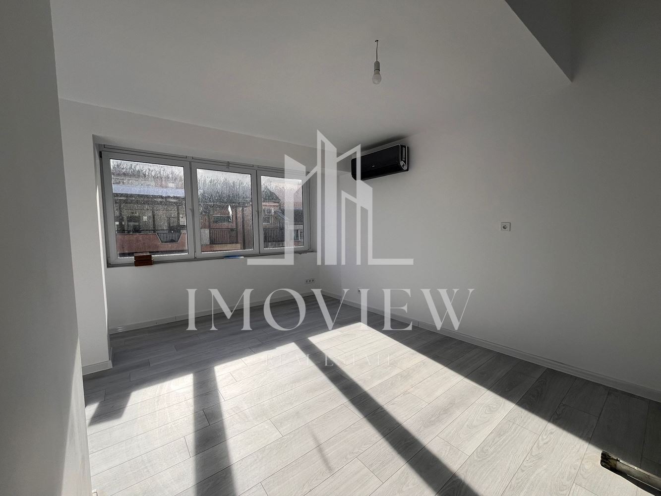 Продава 4-СТАЕН, гр. Варна, Колхозен пазар, снимка 4 - Апартаменти - 53825954