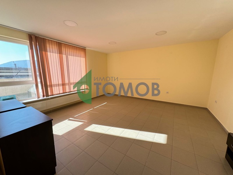 En venta  2 dormitorios Shumen , 5-ti polk , 155 metros cuadrados | 76811534 - imagen [5]