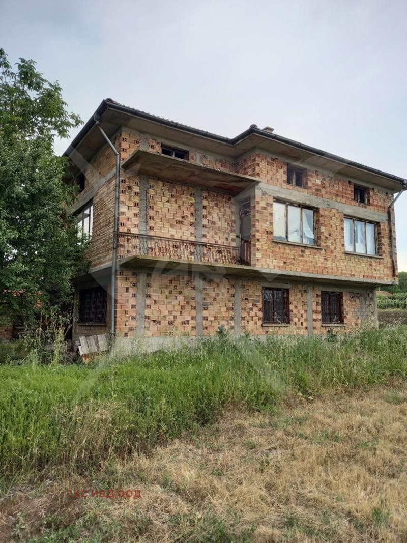 Продава  Къща, област Пловдив, с. Татарево • 68 000 EUR • ID 44355556 — holmes.bg - [1] 