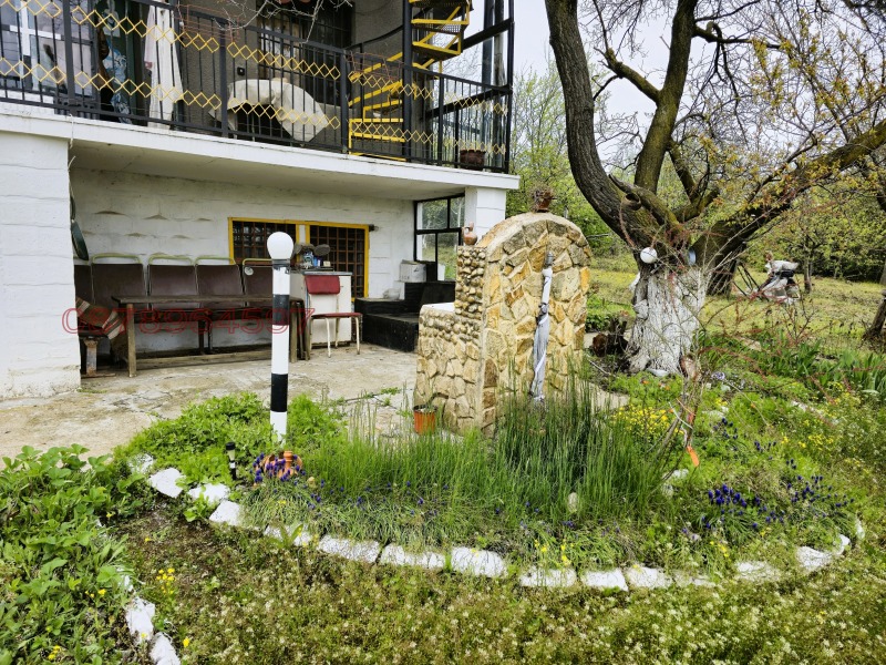 Продава ВИЛА, гр. Русе, в.з. Касева Чешма, снимка 6 - Вили - 52781495