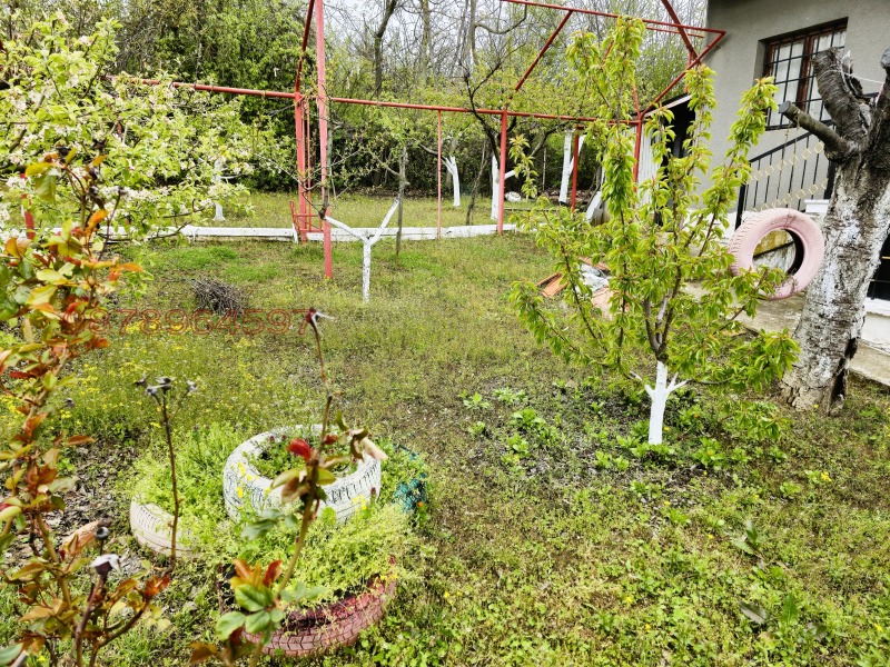 Продава ВИЛА, гр. Русе, в.з. Касева Чешма, снимка 11 - Вили - 52781495