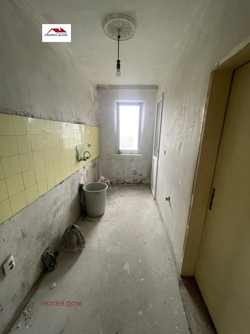 Продава 3-СТАЕН в град Шумен, Пазара - 84 кв.м / 97 500 € » 190 693.43 лв., УЮТЕН ДОМ