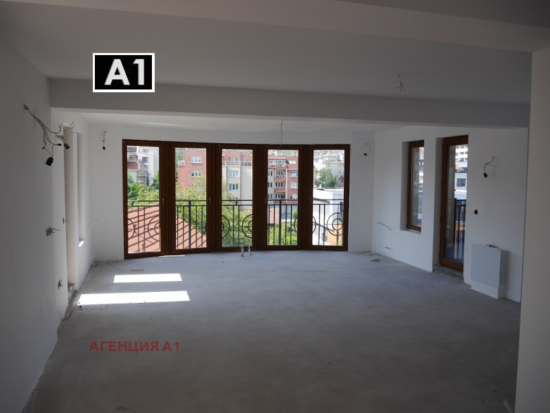 Продава АТЕЛИЕ, ТАВАН в град София, Витоша - 140 кв.м / 252 000 € » 492 869.16 лв., АГЕНЦИЯ А1