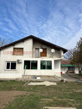 Продава  Къща, с. Караново