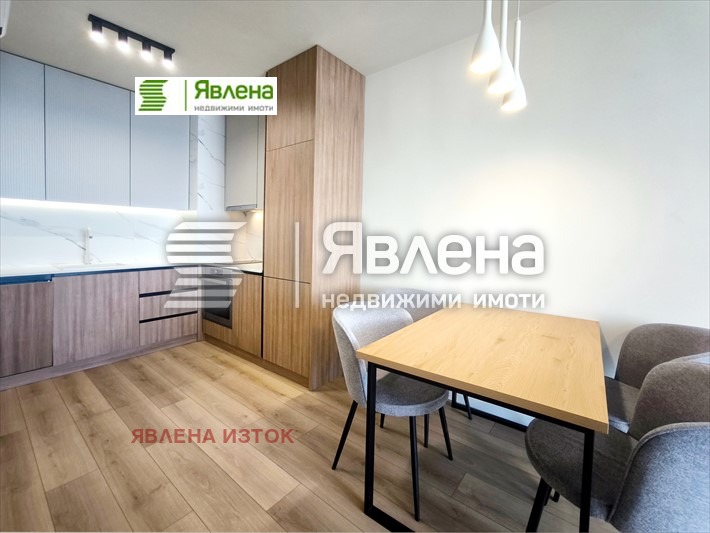 Продава 2-СТАЕН, гр. София, Младост 4