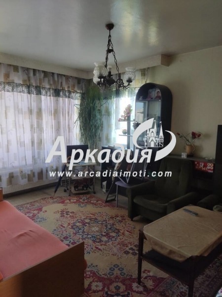 Продава  3-стаен, град Пловдив, Тракия •  115 000 EUR • ID 39710053 — holmes.bg - [1] 