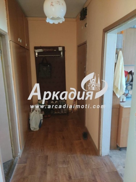 Продава  3-стаен град Пловдив , Тракия , 85 кв.м | 44581742 - изображение [7]