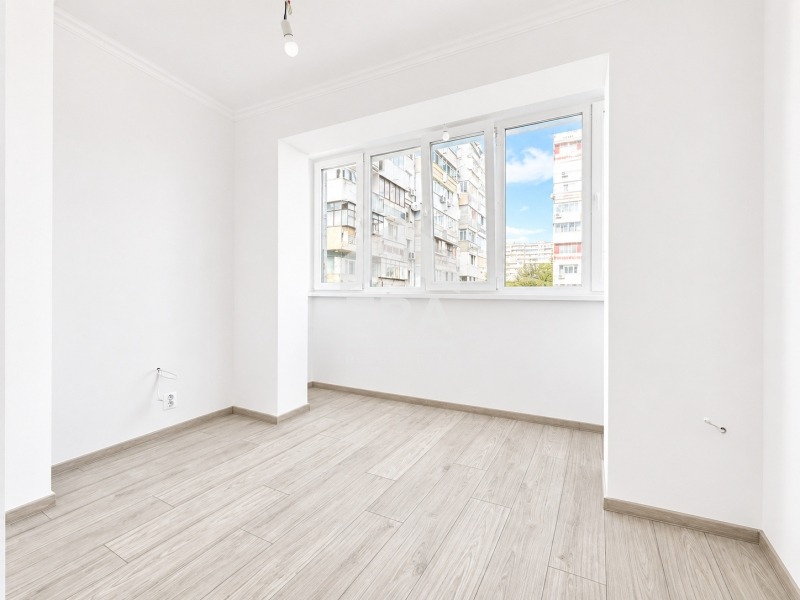 Продава 3-СТАЕН, гр. Варна, Възраждане 3, снимка 8 - Апартаменти - 56192151