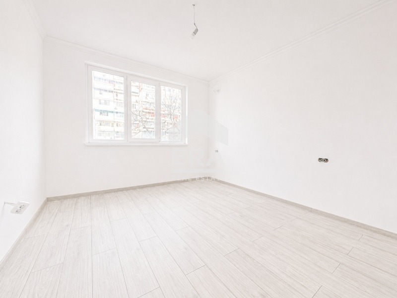 Продава 3-СТАЕН, гр. Варна, Възраждане 3, снимка 10 - Апартаменти - 56192151