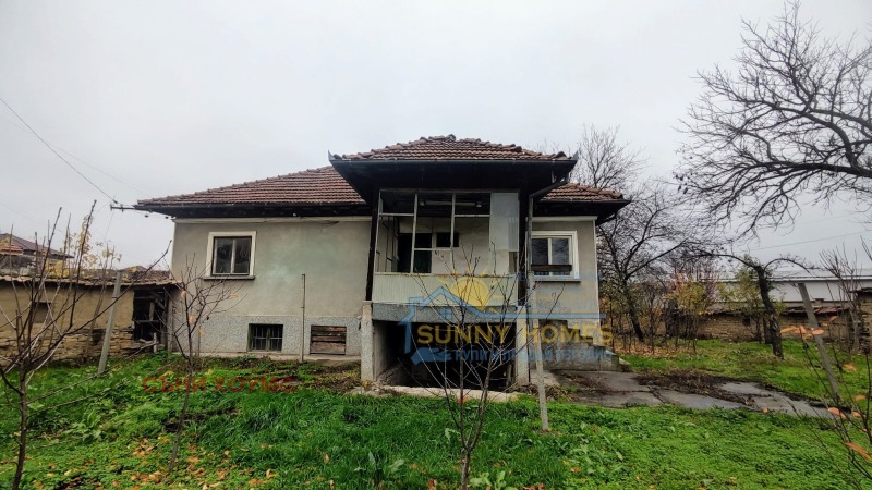 Продава КЪЩА, с. Ресен, област Велико Търново, снимка 2 - Къщи - 52649477