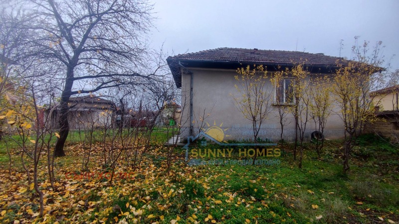 Продава КЪЩА, с. Ресен, област Велико Търново, снимка 3 - Къщи - 52649477