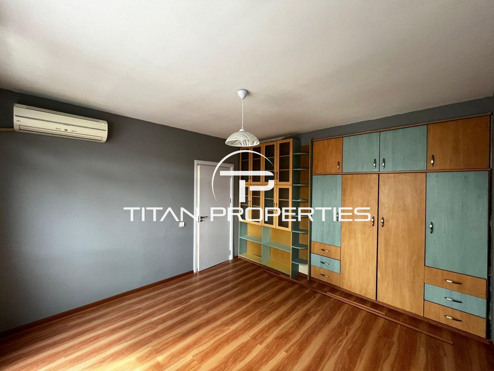 Продава МНОГОСТАЕН, гр. Пловдив, Кючук Париж, снимка 2 - Апартаменти - 53875328