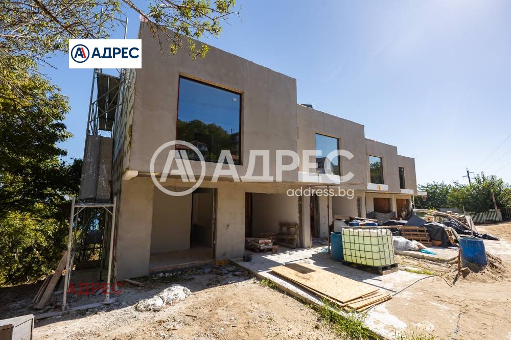 Продава КЪЩА, гр. Варна, м-т Манастирски рид