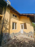 Продава КЪЩА, с. Лесидрен, област Ловеч, снимка 1