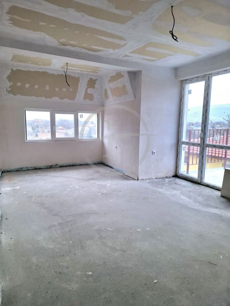 À venda  1 quarto Plovdiv , Komatevo , 56 m² | 38749496
