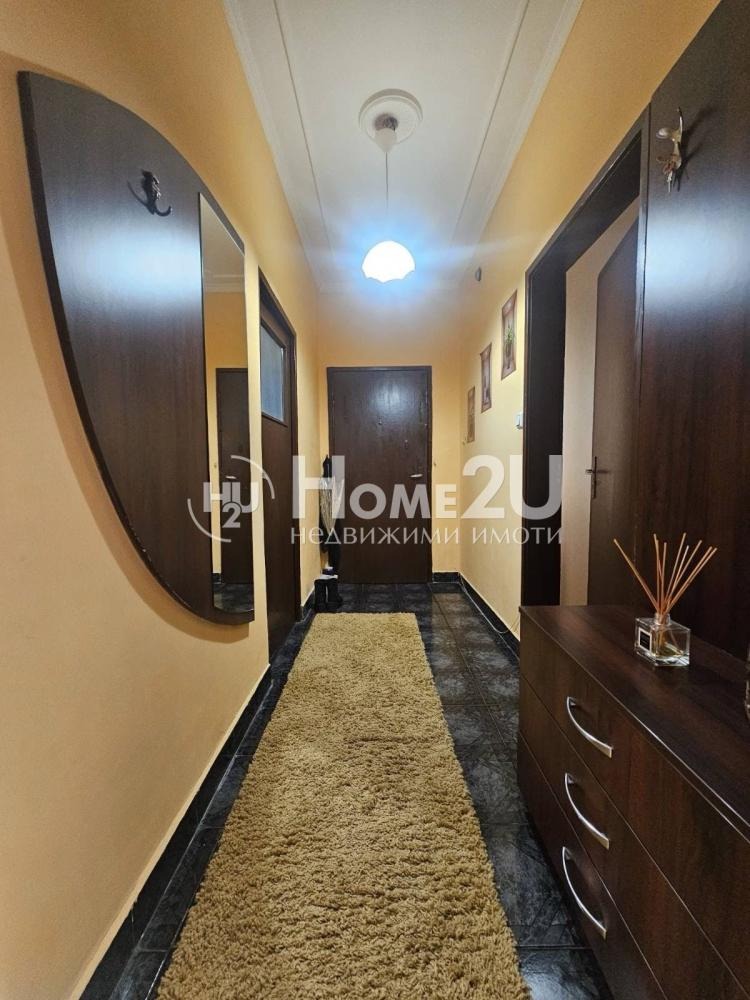 Продава 4-СТАЕН, гр. Варна, Погреби, снимка 7 - Апартаменти - 53614342