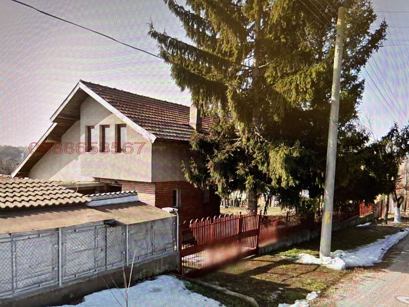 Продава ВИЛА, гр. Силистра, Юг