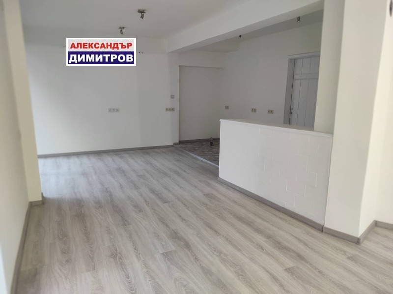 In vendita  Negozio Ruse , Tsentar , 47 mq | 32791307 - Immagine [7]