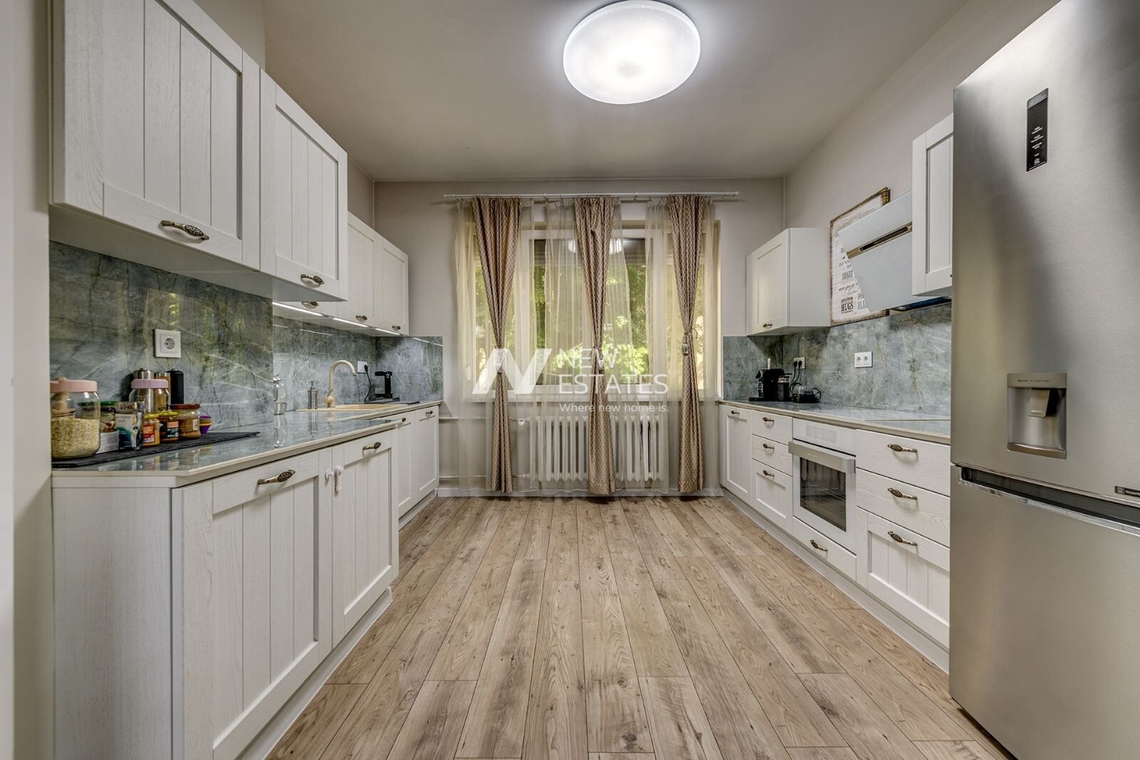 Продава 4-СТАЕН, гр. София, Докторски паметник, снимка 2 - Апартаменти - 56084088