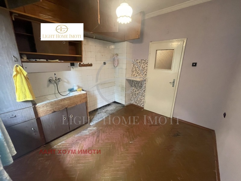 À venda  2 quartos Plovdiv , Kiutchuk Parij , 91 m² | 87213498 - imagem [9]