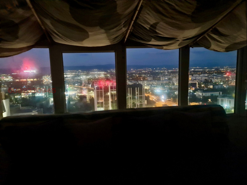 Продава 3-СТАЕН, гр. София, Младост 1