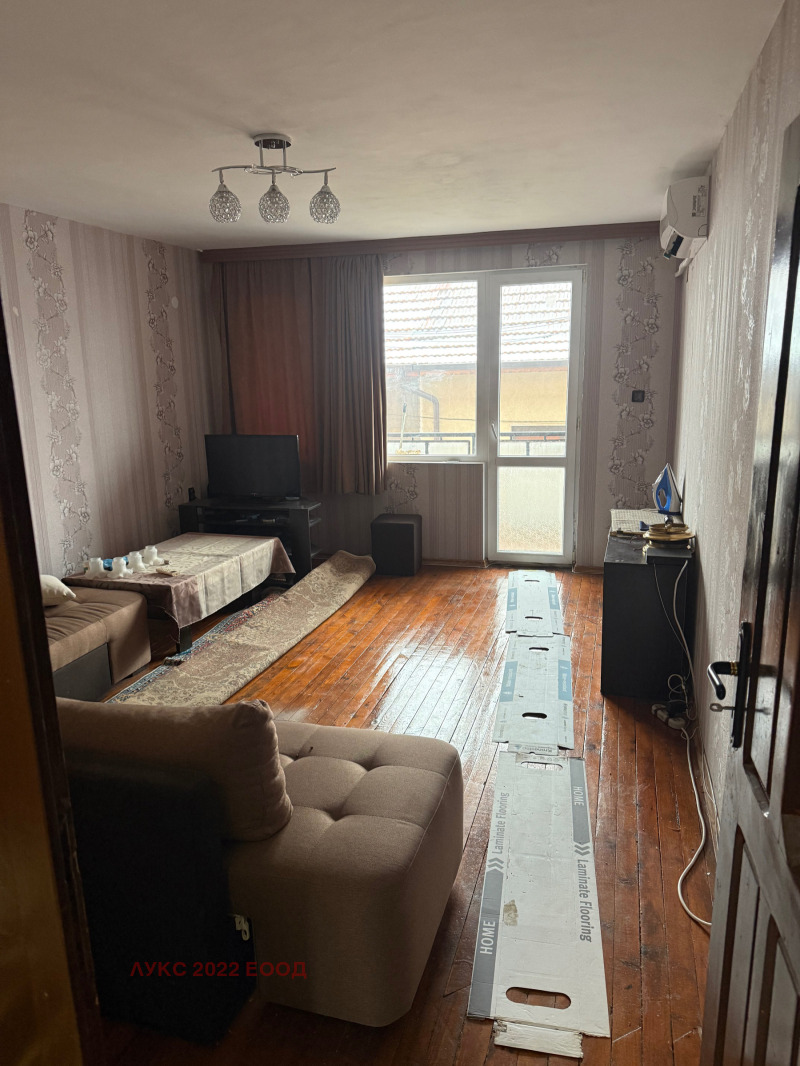 Продава 3-СТАЕН, гр. Враца, Металург