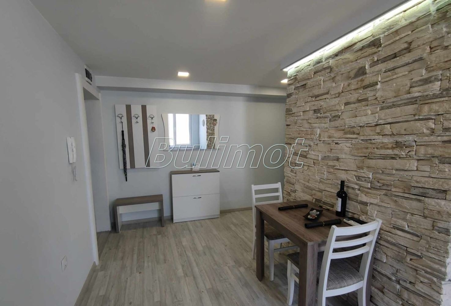 Продава 3-СТАЕН, гр. Варна, Бизнес хотел, снимка 2 - Апартаменти - 49706810