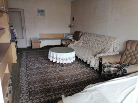 1 quarto Ovtcha kupel 1, Sofia