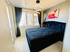 2 Schlafzimmer Zentar, Warna 10