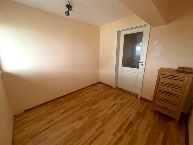 Till salu  2 sovrum Sofia , Ljulin 2 , 77 kvm | 24249351 - bild [11]